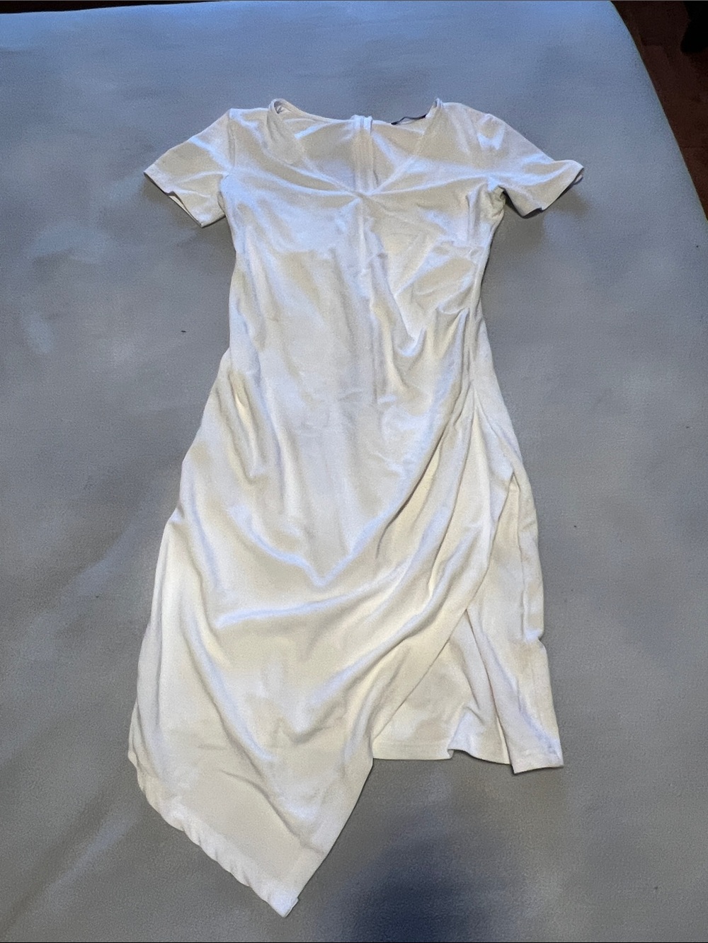 Asymmetrical White Short-Sleeve Midi Dress